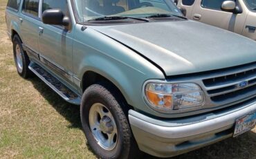 Ford-explorer-1995-green-1