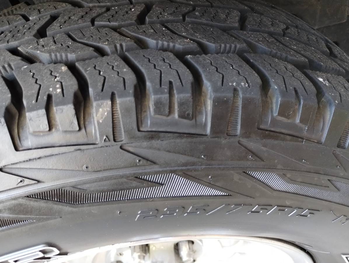 Ford-explorer-xlt-1994-custom-15
