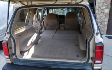 Ford-explorer-xlt-1994-custom-19
