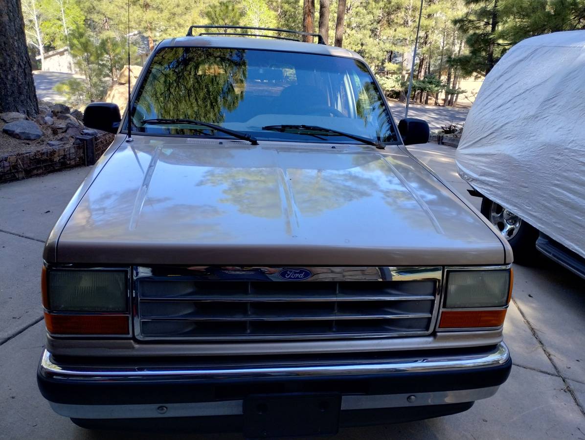 Ford-explorer-xlt-1994-custom-2