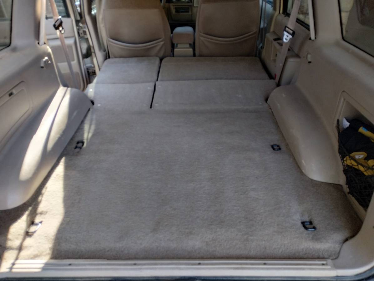 Ford-explorer-xlt-1994-custom-20