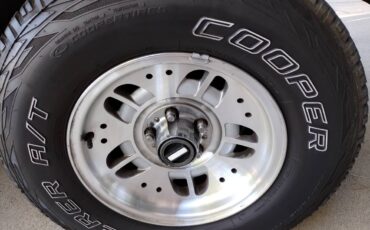 Ford-explorer-xlt-1994-custom-7