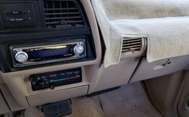 Ford-explorer-xlt-1994-custom-8