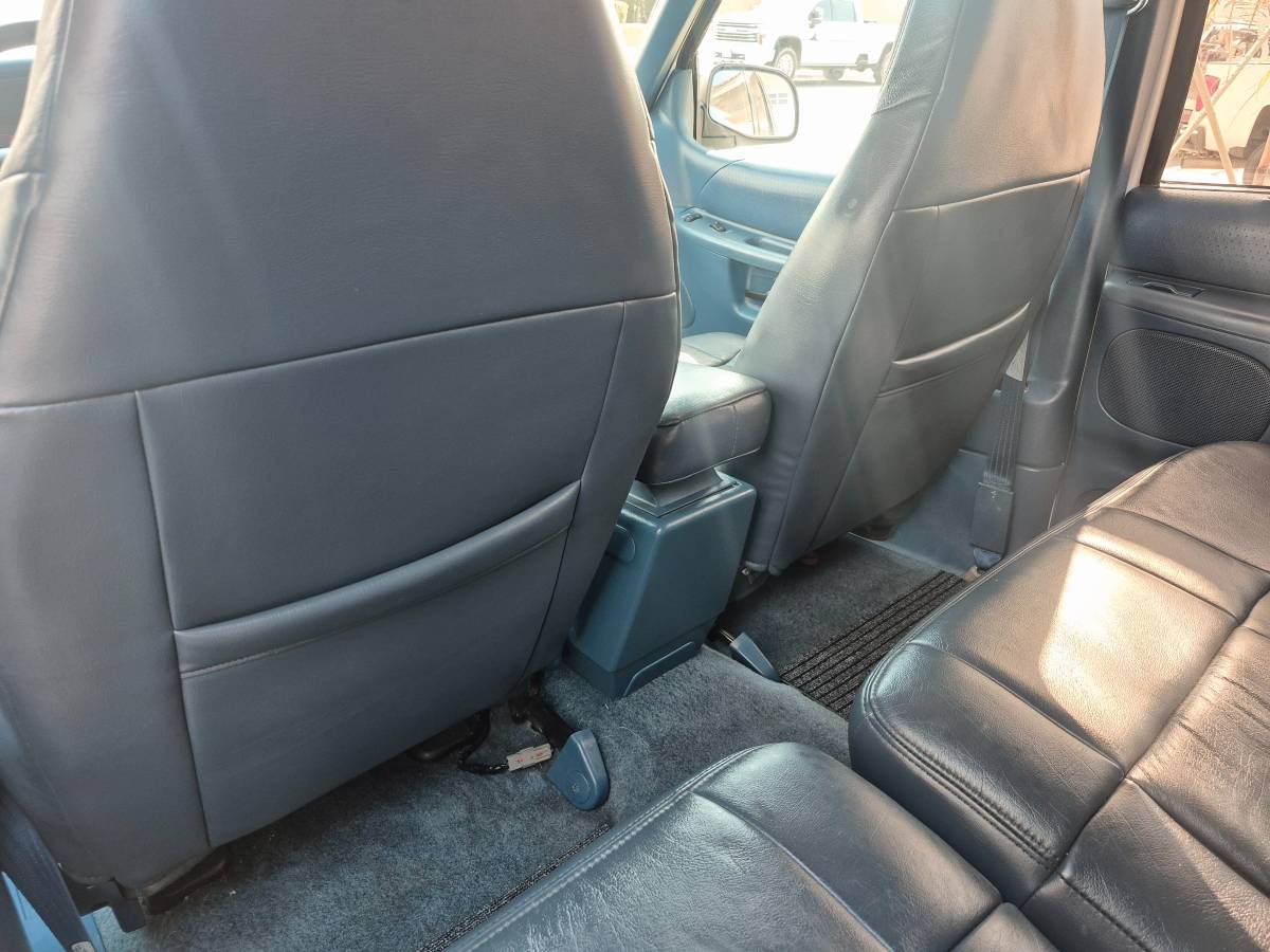 Ford-explorer-xlt-1995-20