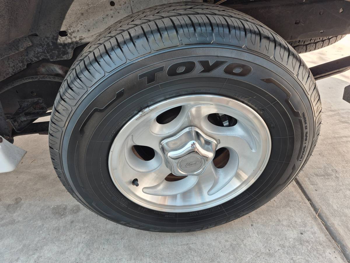 Ford-explorer-xlt-1995-5