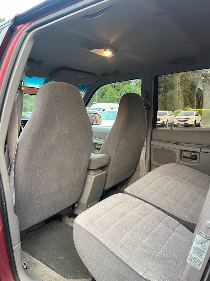 Ford-explorer-xlt-1995-red-11