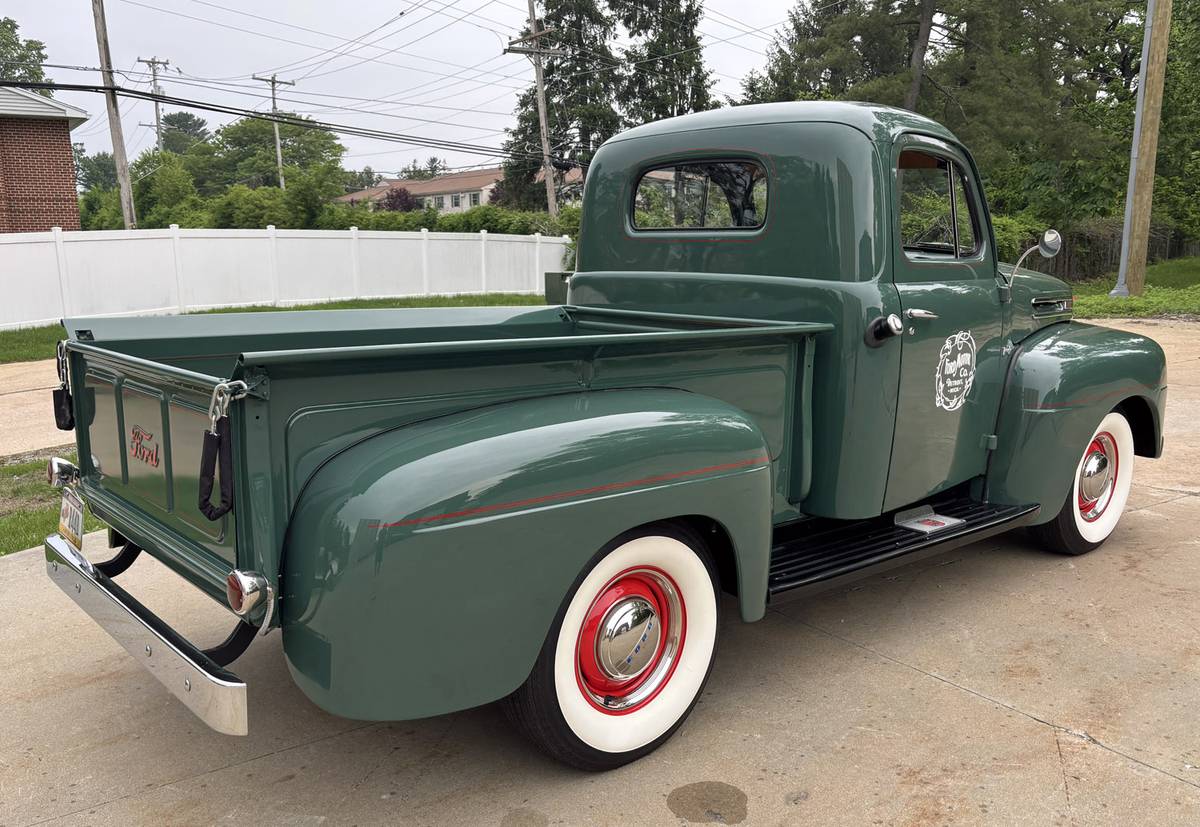 Ford-f-1-pick-up-1950-green-12