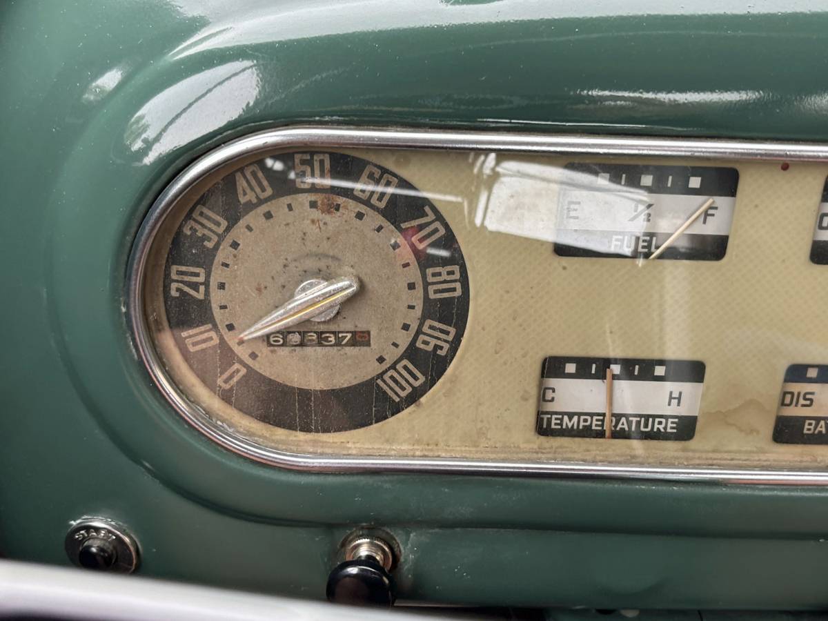 Ford-f-1-pick-up-1950-green-23