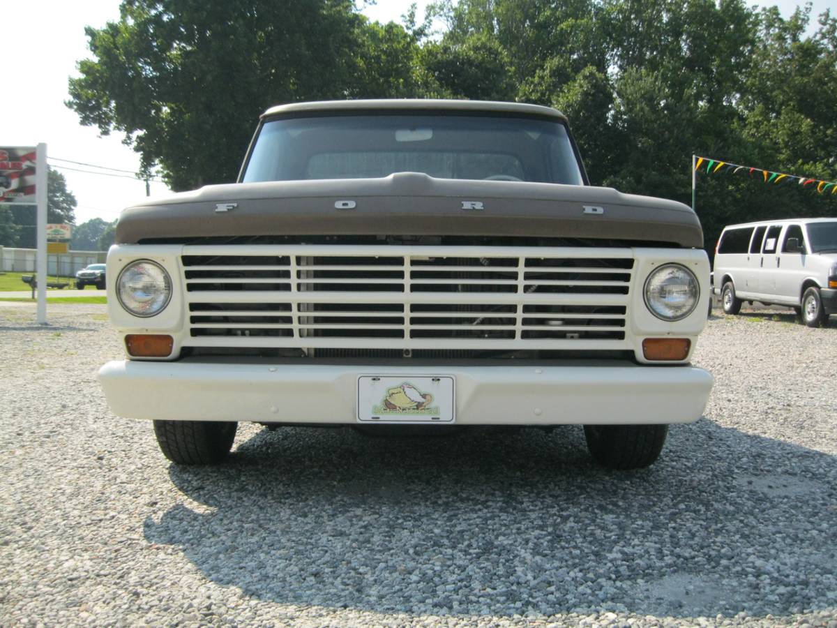Ford-f-100-1969-custom-10