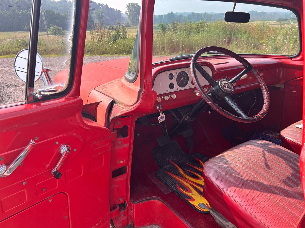 Ford-f-100-panel-truck-1959-red-10