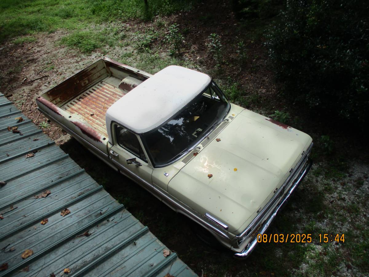 Ford-f-100-ranger-xlt-1970-yellow-9