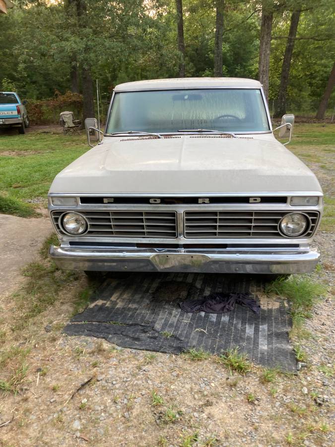 Ford-f-100-ranger-xlt-1974-white-2