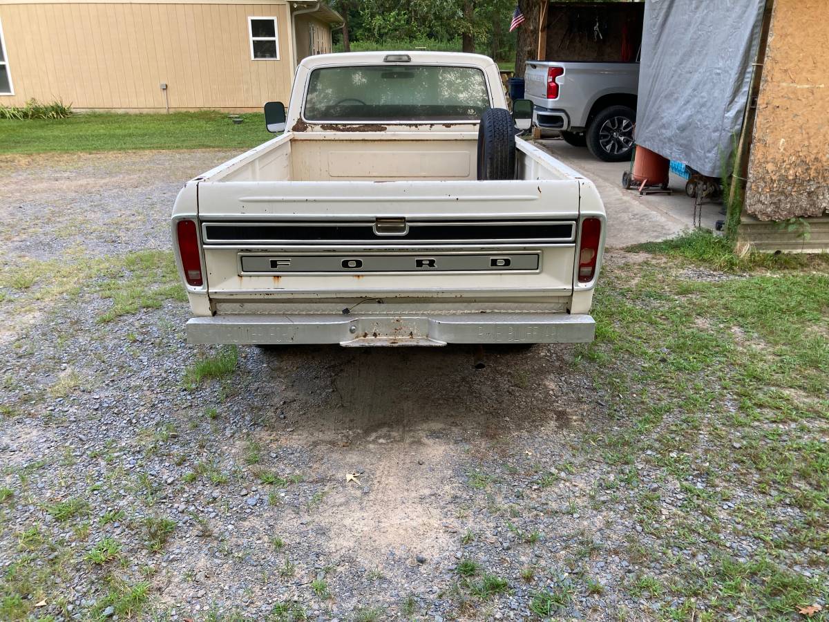 Ford-f-100-ranger-xlt-1974-white-3