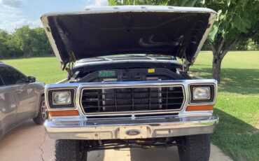 Ford-f-150-1973-white-3