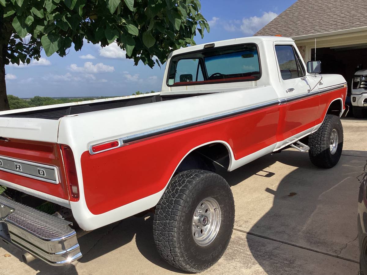 Ford-f-150-1973-white-5