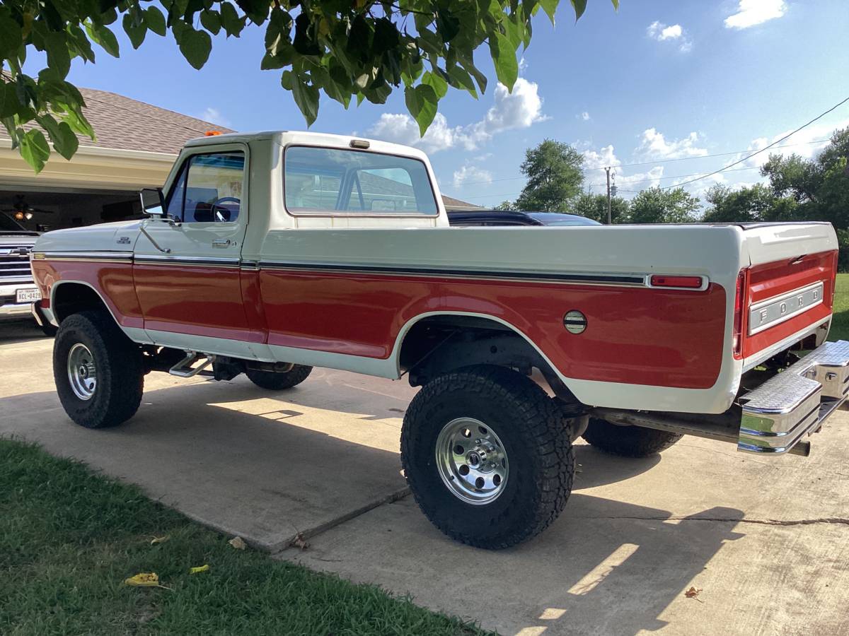 Ford-f-150-1973-white