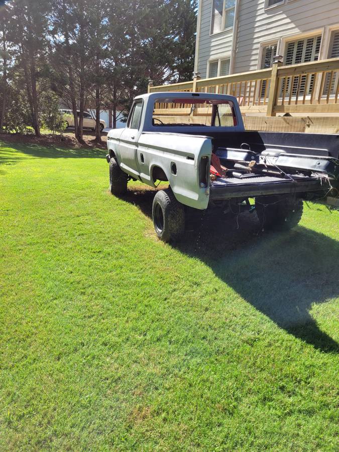 Ford-f-150-1976-red-16