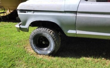 Ford-f-150-1976-red-3