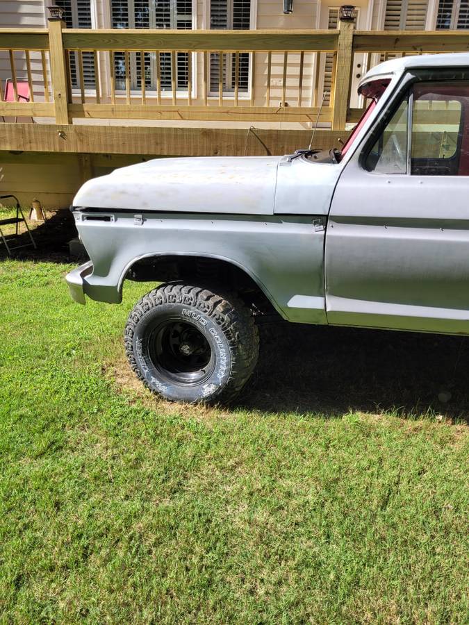 Ford-f-150-1976-red-3