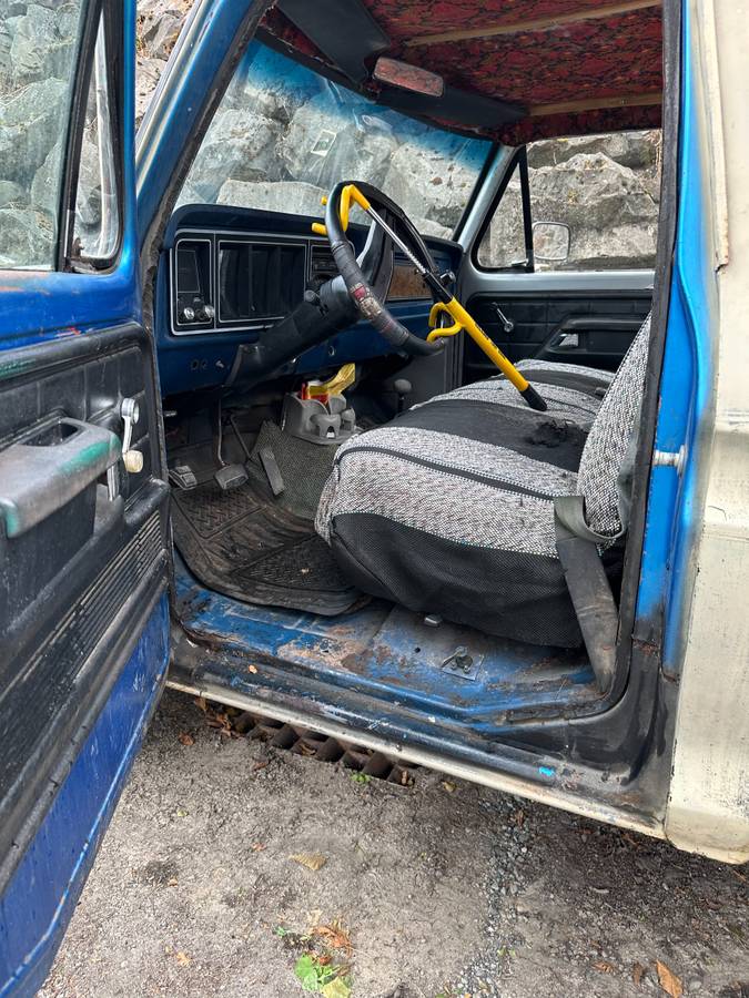 Ford-f-150-1978-custom-6