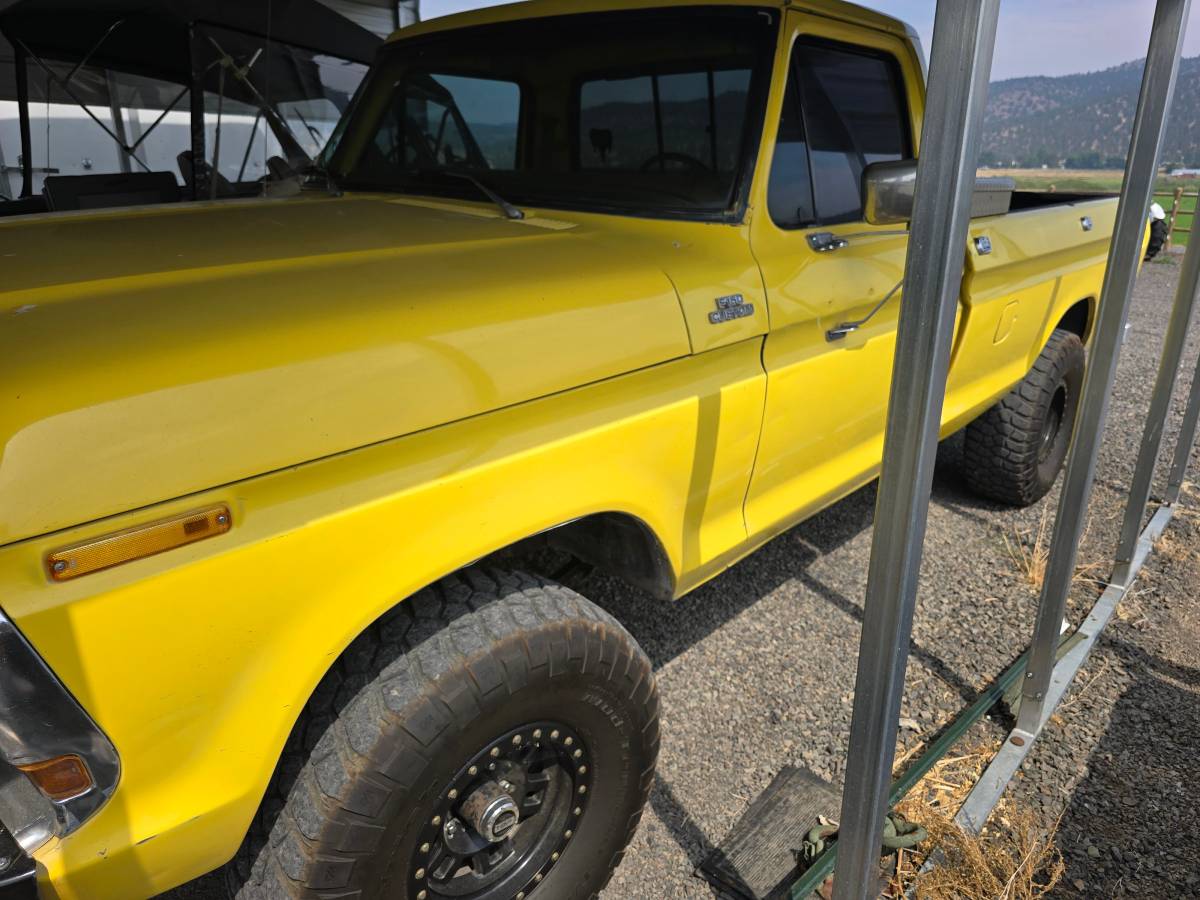 Ford-f-150-1979-yellow-3