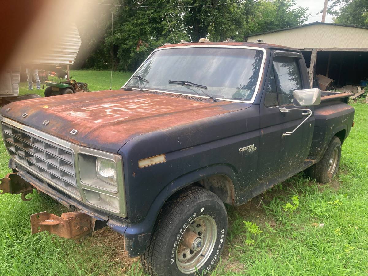Ford-f-150-1980-blue