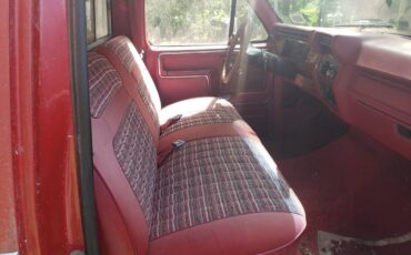 Ford-f-150-1983-red