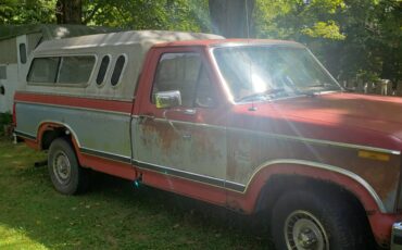 Ford-f-150-1983-red-5