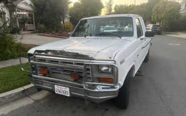 Ford-f-150-1984-white-1