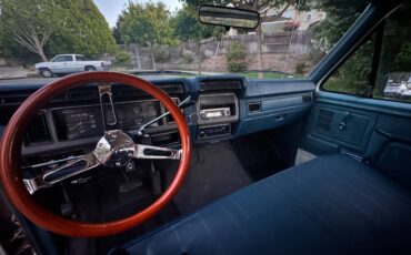 Ford-f-150-1984-white-11