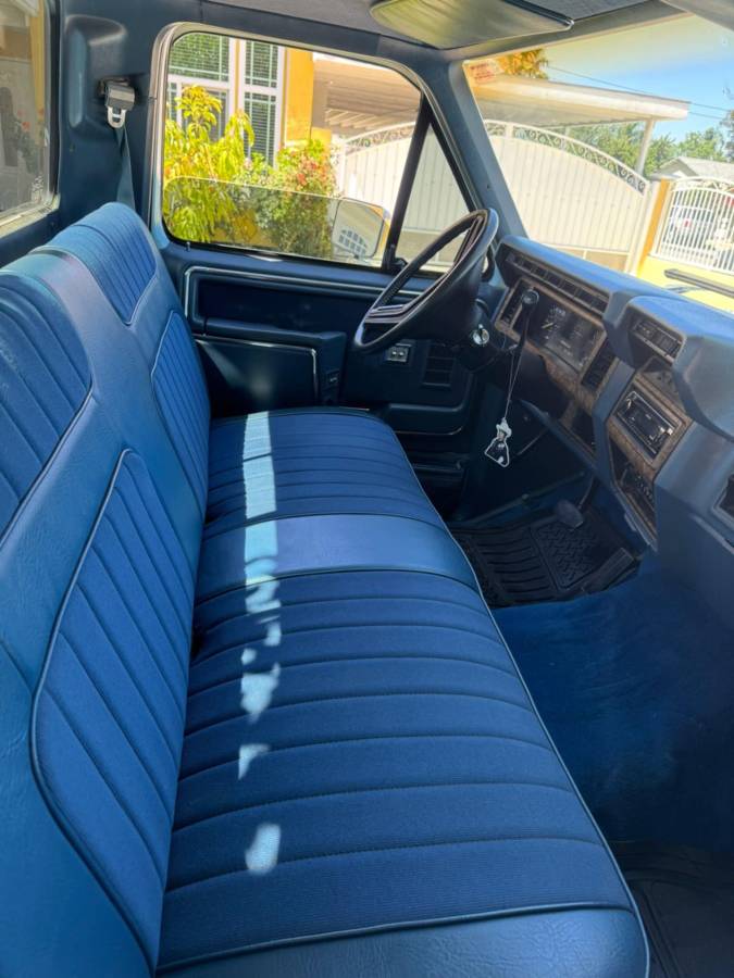 Ford-f-150-1986-blue-3