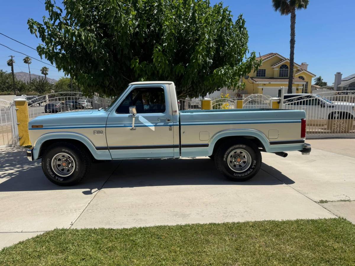 Ford-f-150-1986-blue-8