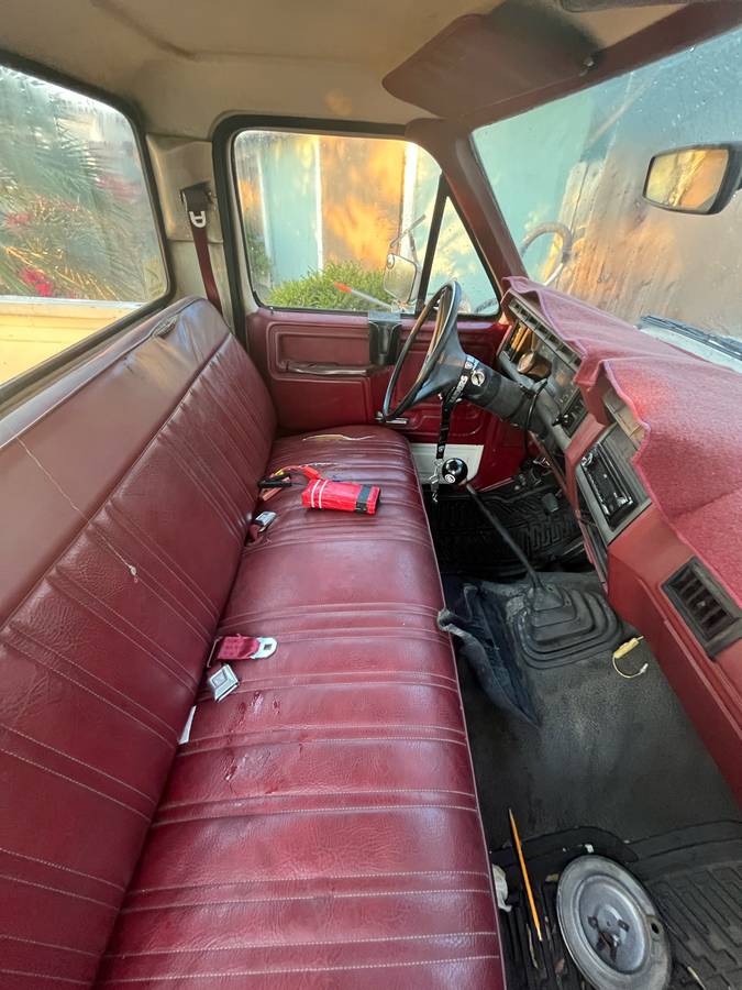 Ford-f-150-1986-white-7