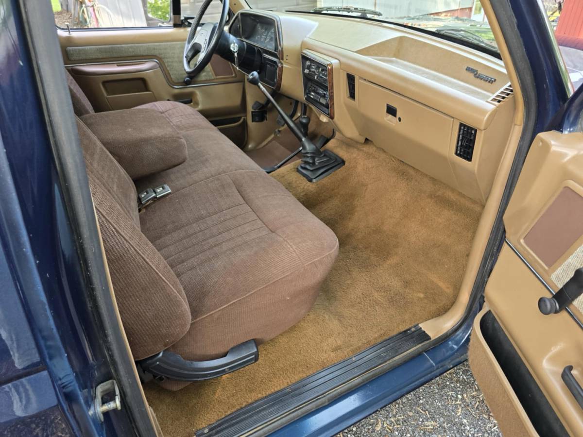 Ford-f-150-1988-blue-14