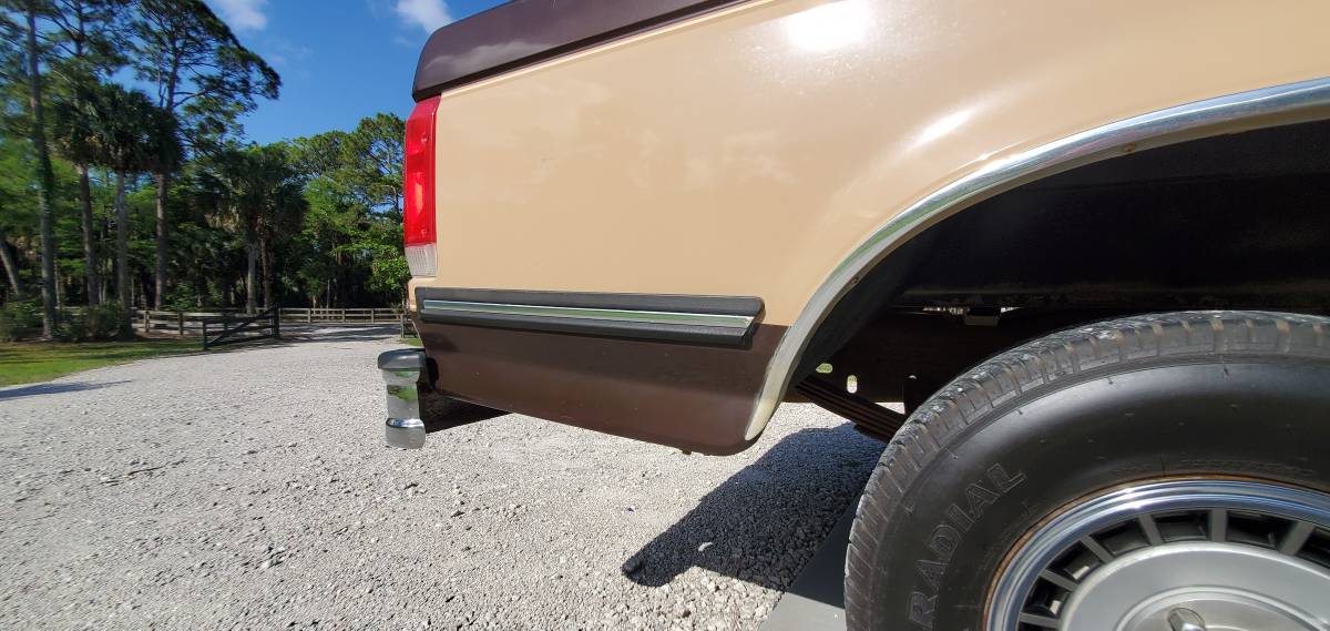 Ford-f-150-1988-brown-17