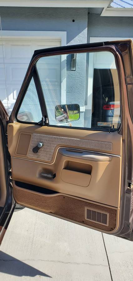 Ford-f-150-1988-brown-9