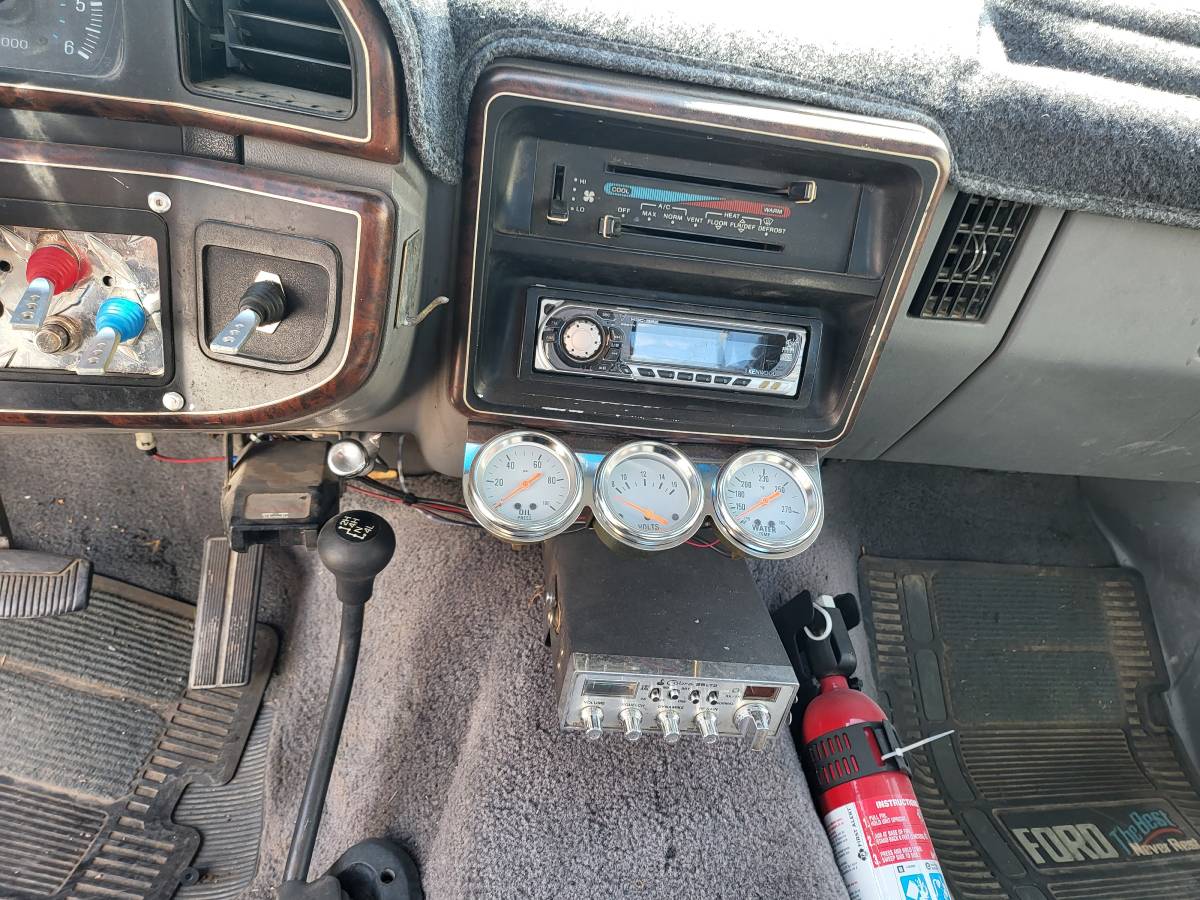 Ford-f-150-1988-green-4