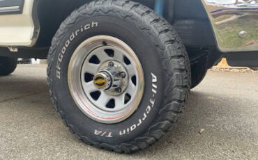 Ford-f-150-1989-white-10