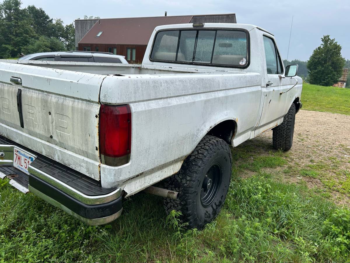 Ford-f-150-1989-white-3