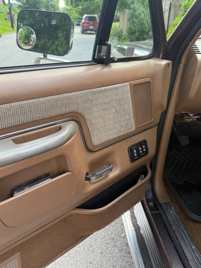 Ford-f-150-1990-brown-5