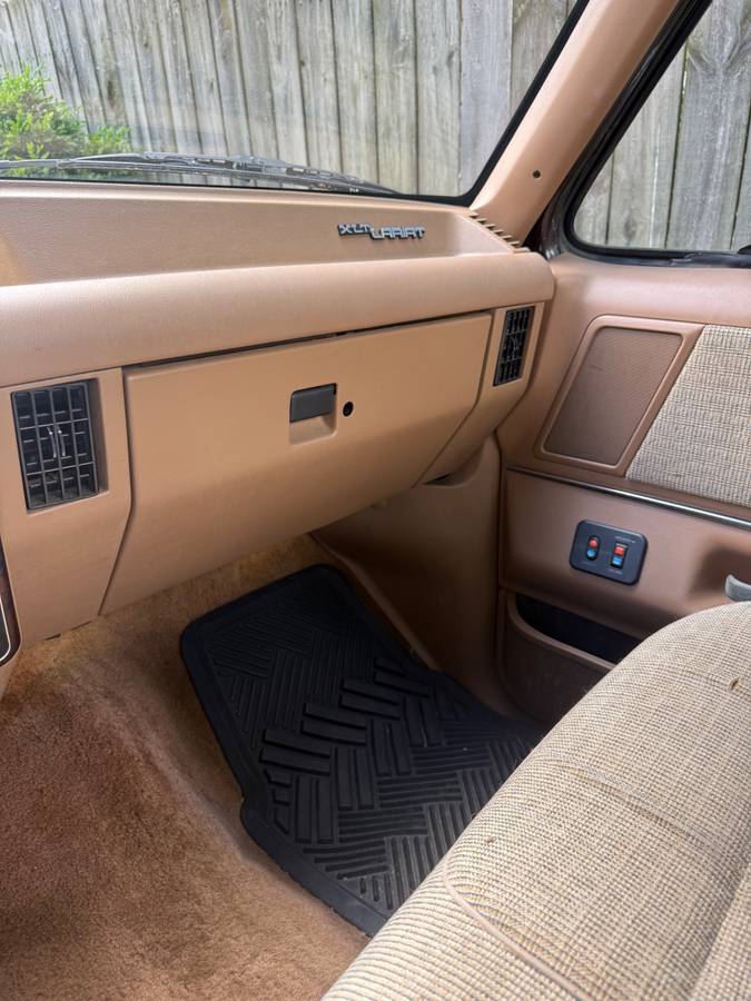 Ford-f-150-1990-brown-6