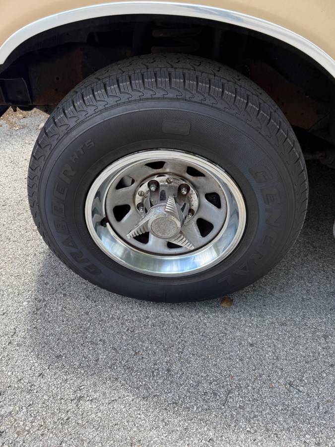 Ford-f-150-1990-brown-9