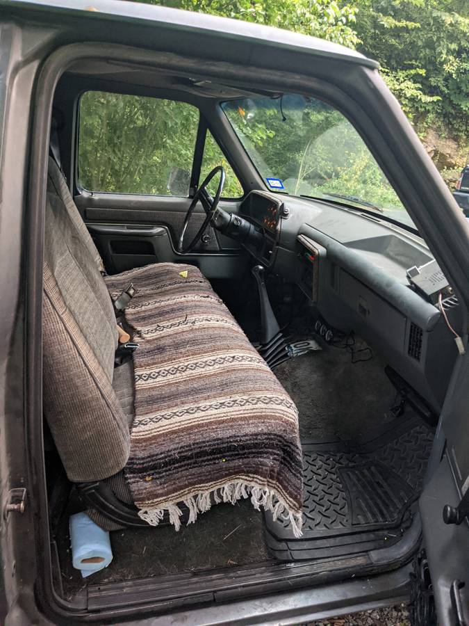 Ford-f-150-1990-grey-4