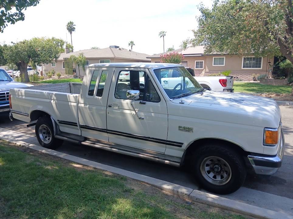 Ford-f-150-1991-white-1