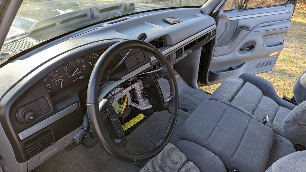Ford-f-150-1995-black-13