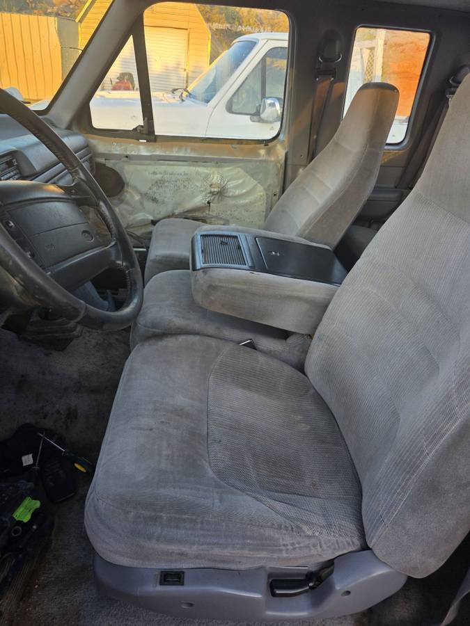 Ford-f-150-1995-custom-4