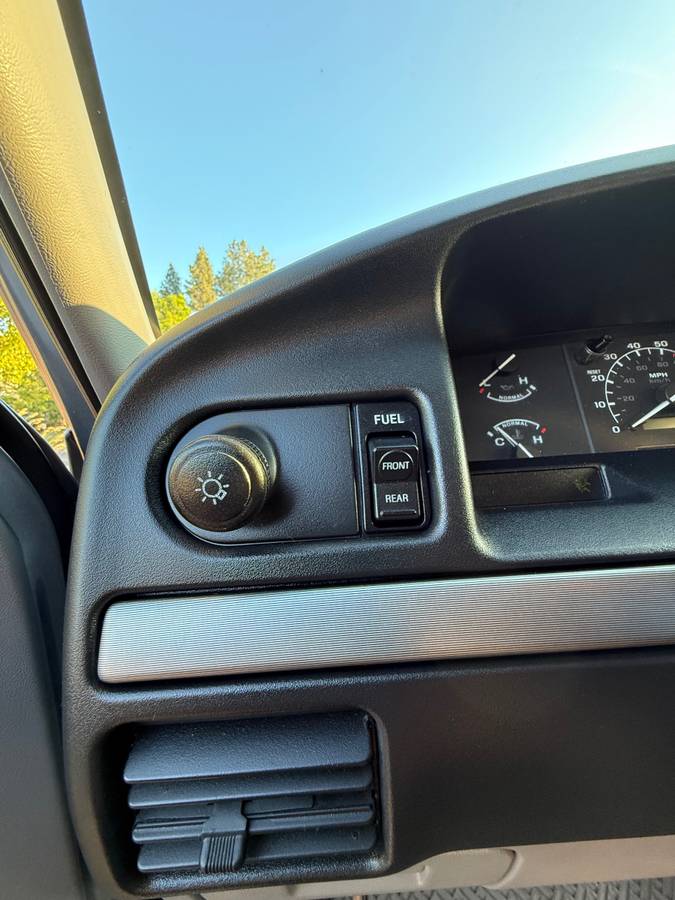 Ford-f-150-1995-grey-1
