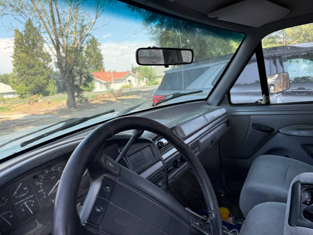 Ford-f-150-1995-white-7