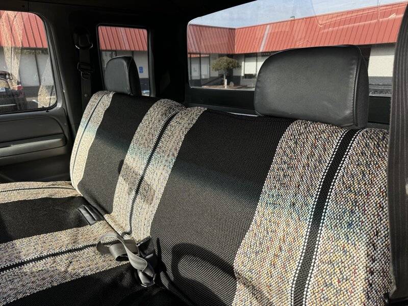 Ford-f-150-extended-cab-sb-manual-1992-grey-13