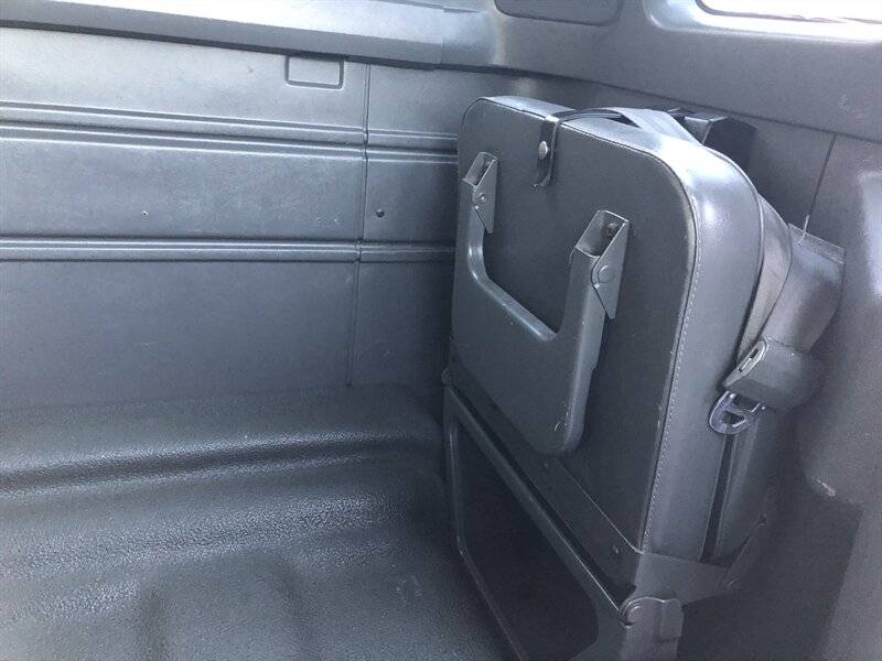 Ford-f-150-extended-cab-sb-manual-1992-grey-15